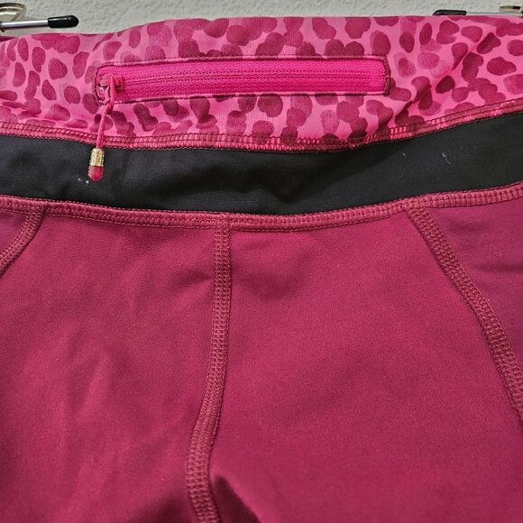 Lululemon Athletica Run Inspire Crop II - Picture 6 of 9